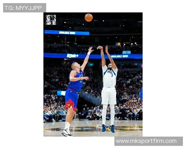 浓眉分享季前赛感受努力适应球队进攻体系并寻找最佳进攻位置