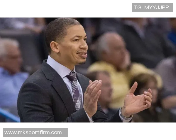 比尔复出首战表现平平教练卢透露其仍受出场时间限制