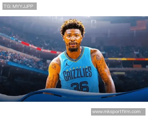 斯玛特称赞文班如同小孩般站在他身边期待他未来更大成就